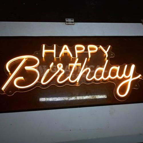 Happy Birthday en Neón Flex